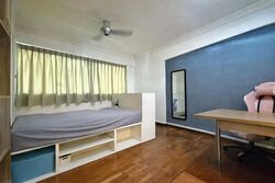 Blk 549 Jurong West Street 42 (Jurong West), HDB Executive #627632211